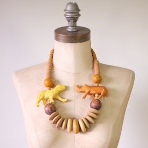 vintage Safari wood necklace | 80s animal necklace